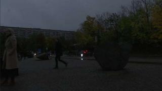 Шаш и паника! Непрогледна библейска тъма затисна внезапно Стокхолм (СНИМКИ/ВИДЕО)
