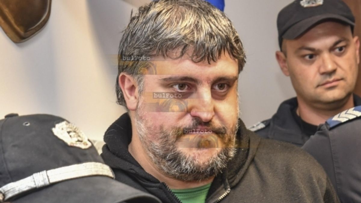 Разковниче: Наша журналистка от САЩ е първата жертва от Спас-Александър! Чрез нея се разкрили измамите му!