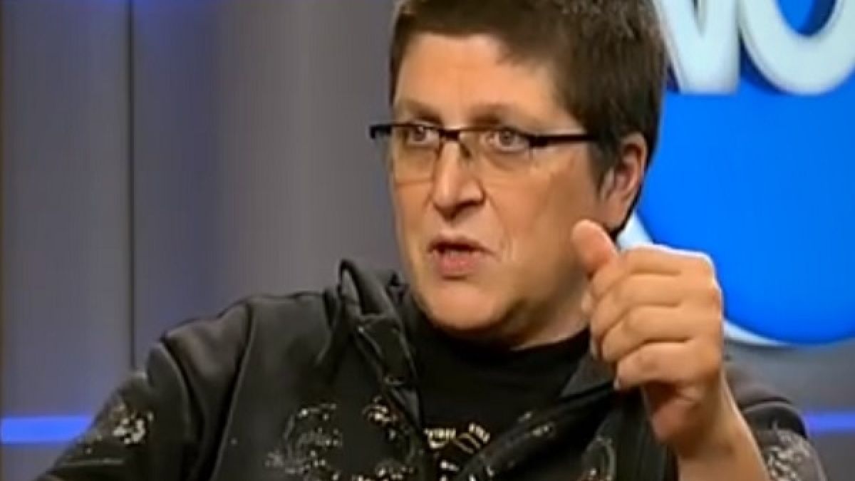 Родна банка разбуни духовете, добави и трети пол във формулярите си за клиенти