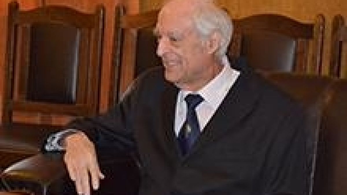 България загуби виден учен и общественик