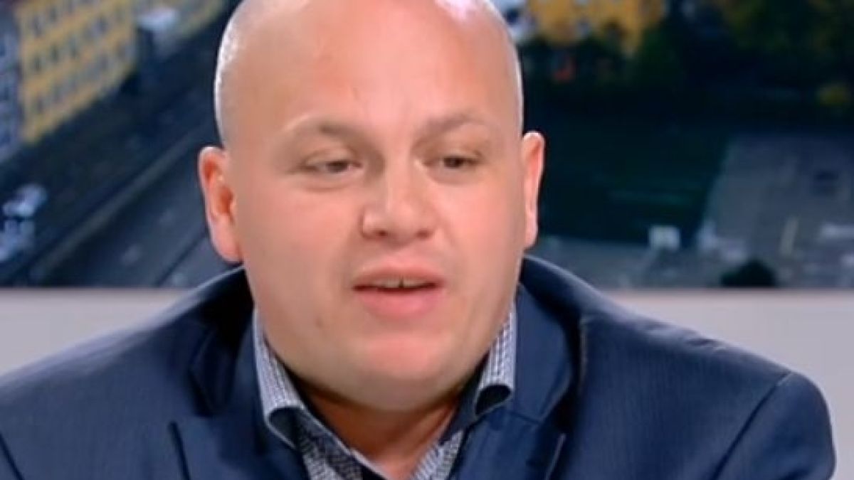 Социалистът Александър Симов проговори за катастрофата с Корнелия Нинова 