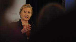 The Hill разкри за страшна шпионска драма: Руска агентка искала да докопа Хилари Клинтън