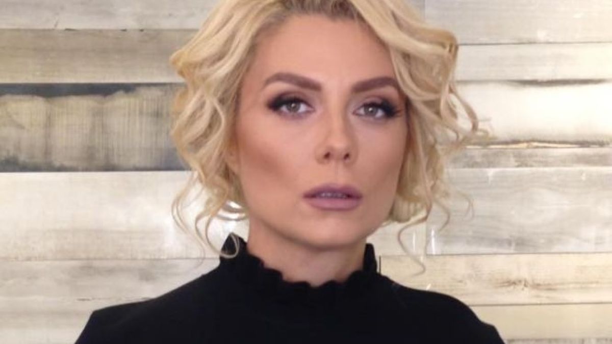 Първо в БЛИЦ! Венета Райкова направи разтърсваща изповед, публикува ВИДЕО и поздрави Ст. И. , с когото не се е виждала от 14 години