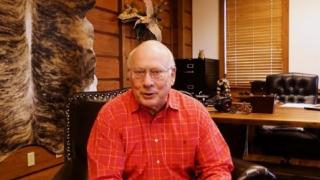 Той живееше в пералня и преподаваше холандски, а сега е милиардер (ВИДЕО)