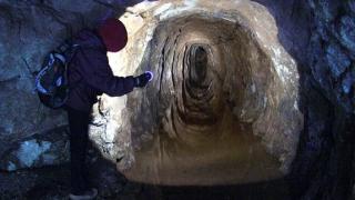 6 000 волта прав ток мина през тялото на миньора Ваклин Цанов, но... 