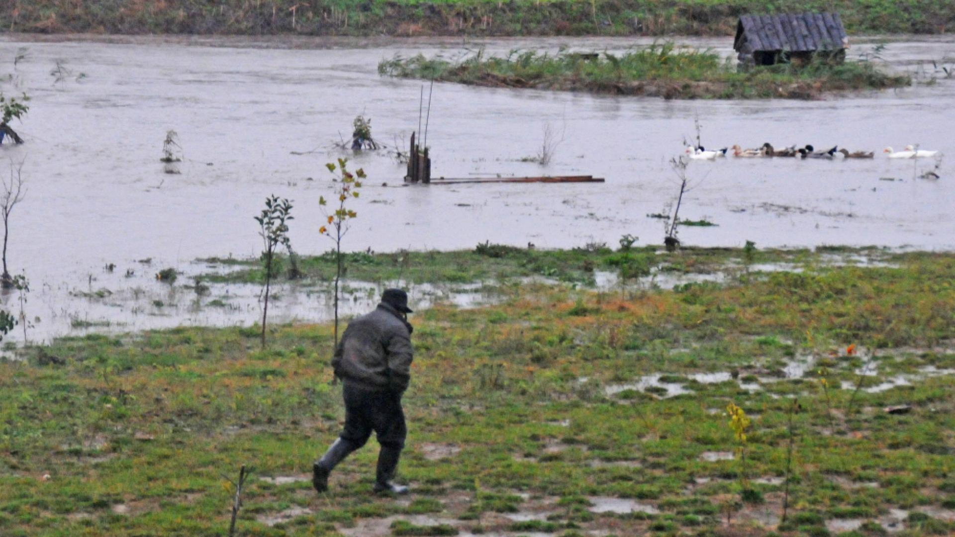 Глътка въздух след страшния потоп край Бургас, обстановката се нормализира 