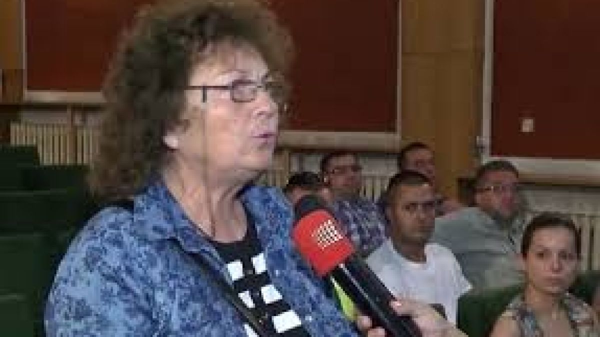 Стана ясно какво е състоянието на общинската съветничка, била е пребита брутално (ВИДЕО)