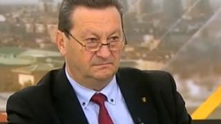 Ерменков с интригуващ коментар за катастрофите с Корнелия Нинова