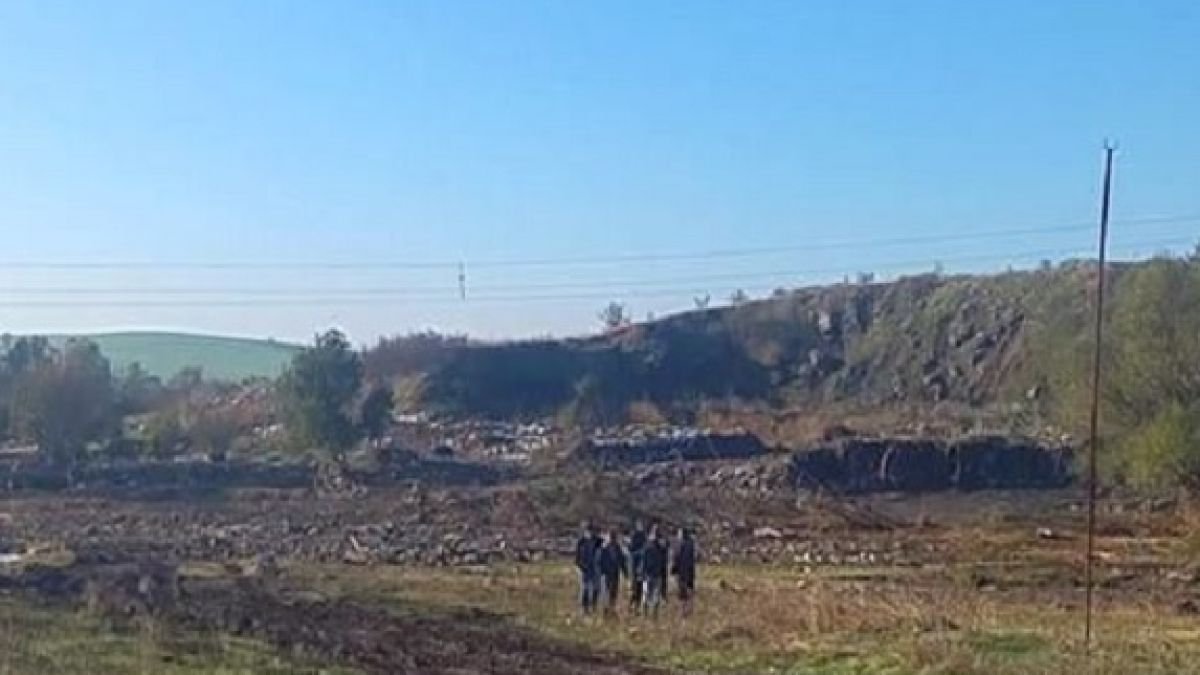 Пак безчинства: Роми мародери нахлуха с каруци в наводнените села в Бургаско и грабят наред, полицаи се мъчат да ги озаптят