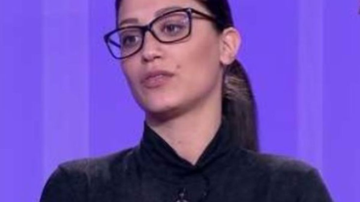 Красива социоложка посочи ще има ли рокади във властта преди председателството