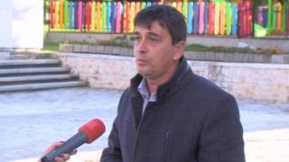 След близо 4-месечно отсъствие: Кметът сводник Пламен Темелков се върна на работното си място