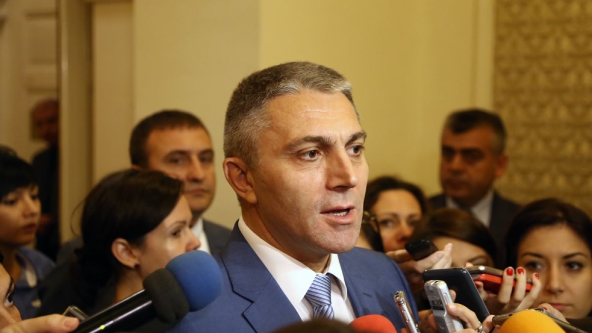 Карадайъ коментира срещата между Борисов и Гинка Върбакова
