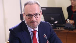 Лозан Панов в центъра на нов скандал, свързан с нагъл сириец!
