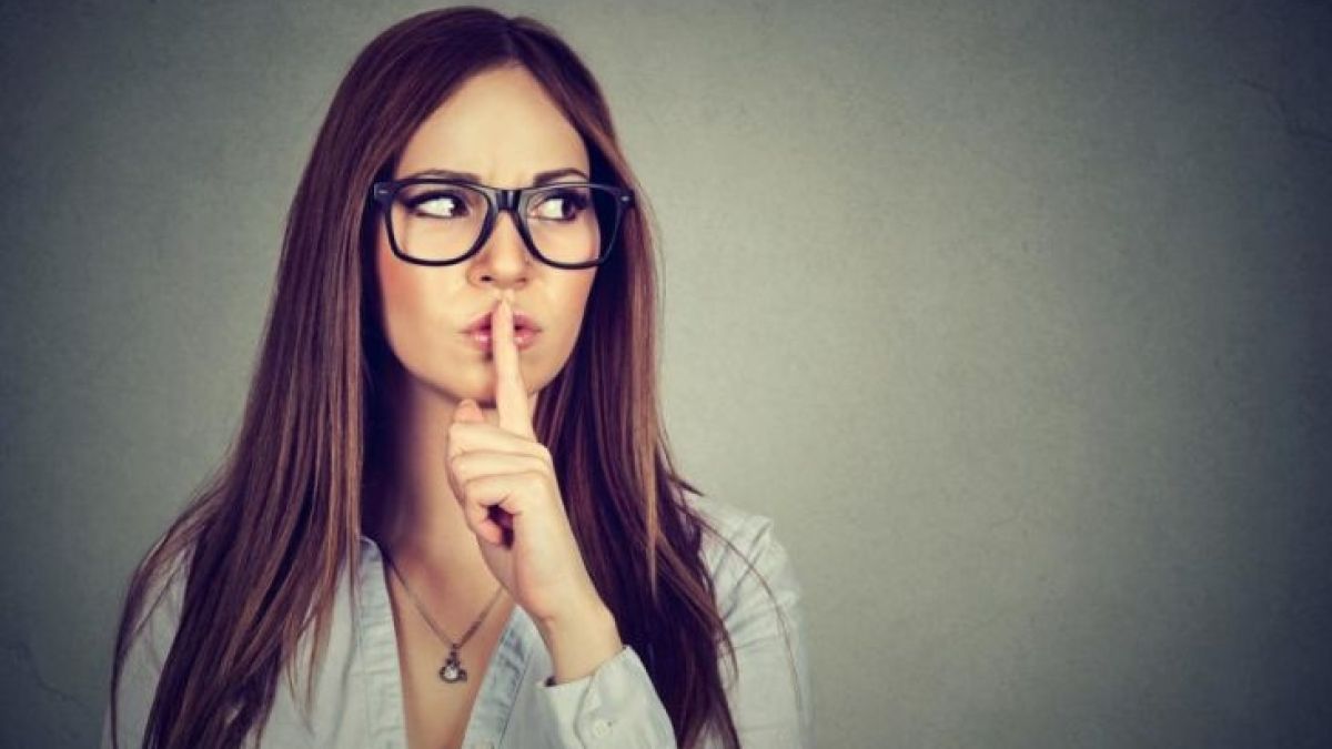 10 неща, които никога не трябва да разкривате на другите