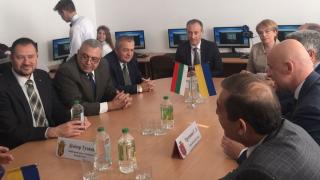 Българчетата в Украйна ще имат още часове по майчин език