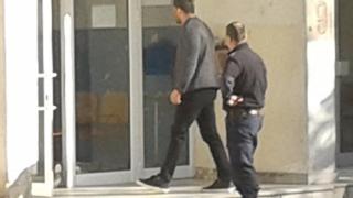 Привикаха Перата на разпит в полицията, ето какво се случва 