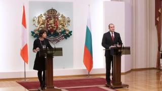Президента Радев посочи кое е най-голямото предизвикателство в днешно време! (СНИМКИ)