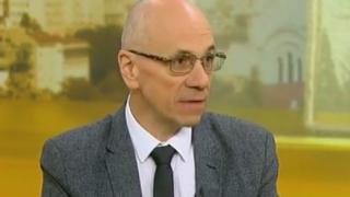 Доц. Марчев обясни как да помагаме на тялото си в студеното време и до какво води липсата на сън