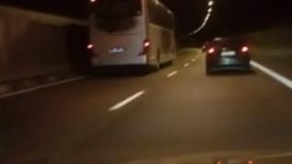 Игра със смъртта: Хванаха на ВИДЕО опасен автобус да лети с превишена скорост и то в тунел "Траянови врата"