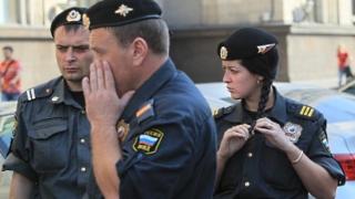 Паника в Москва! Евакуираха хиляди от "Болшой театър" преди концерта "Сърп и чук", ето какво се случва!
