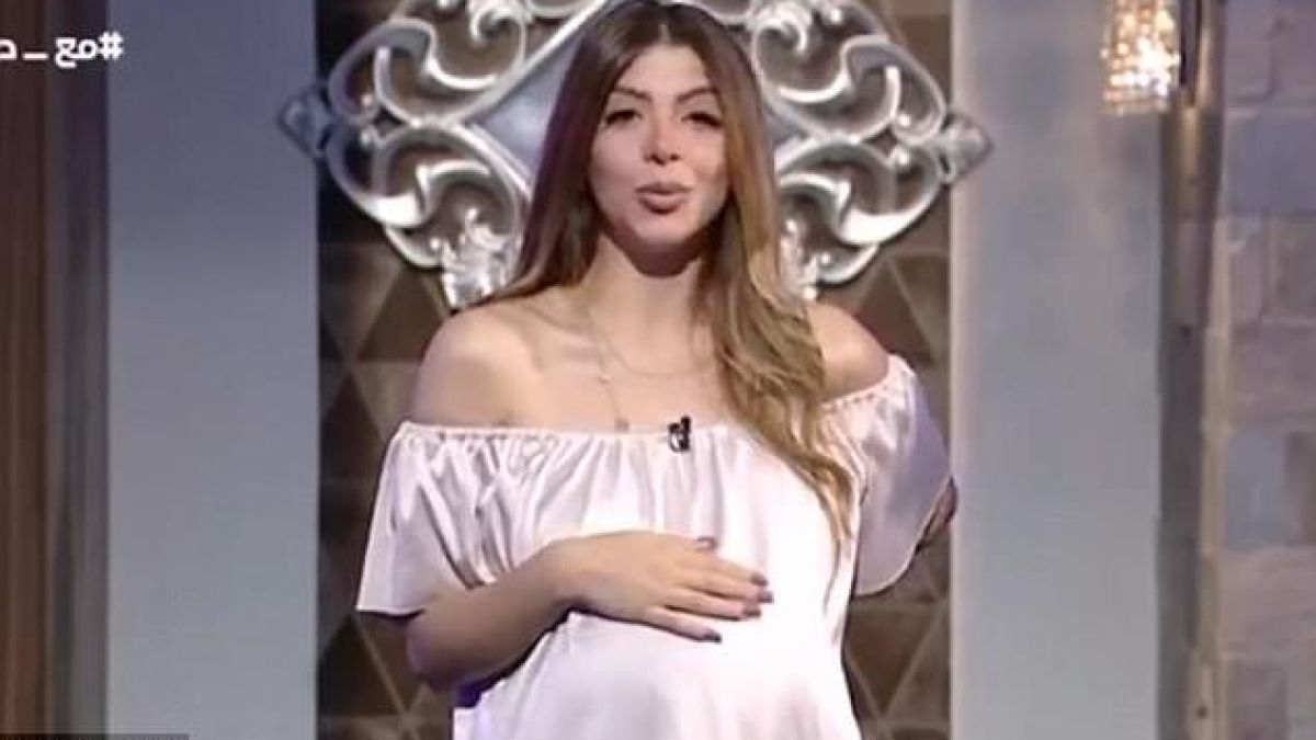 ТВ водеща заяви, че не ѝ трябва мъж, а пари и влезе за 3 години в затвора (СНИМКИ)