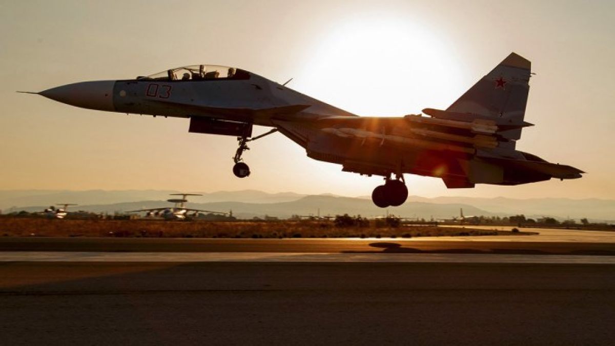 Welt: Руският Су-30СМ и американският F-15E са по своему уникални (СНИМКИ)