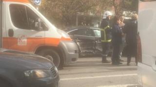 Безумие на метри от НДК! Центърът на София блокиран 4 часа заради... една катастрофа!