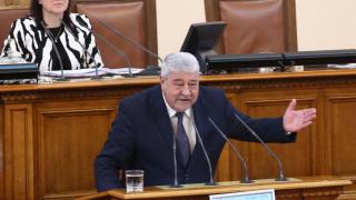 Спас Гърневски: БСП прелива от милионери, а политическата ѝ база са социално слаби хора
