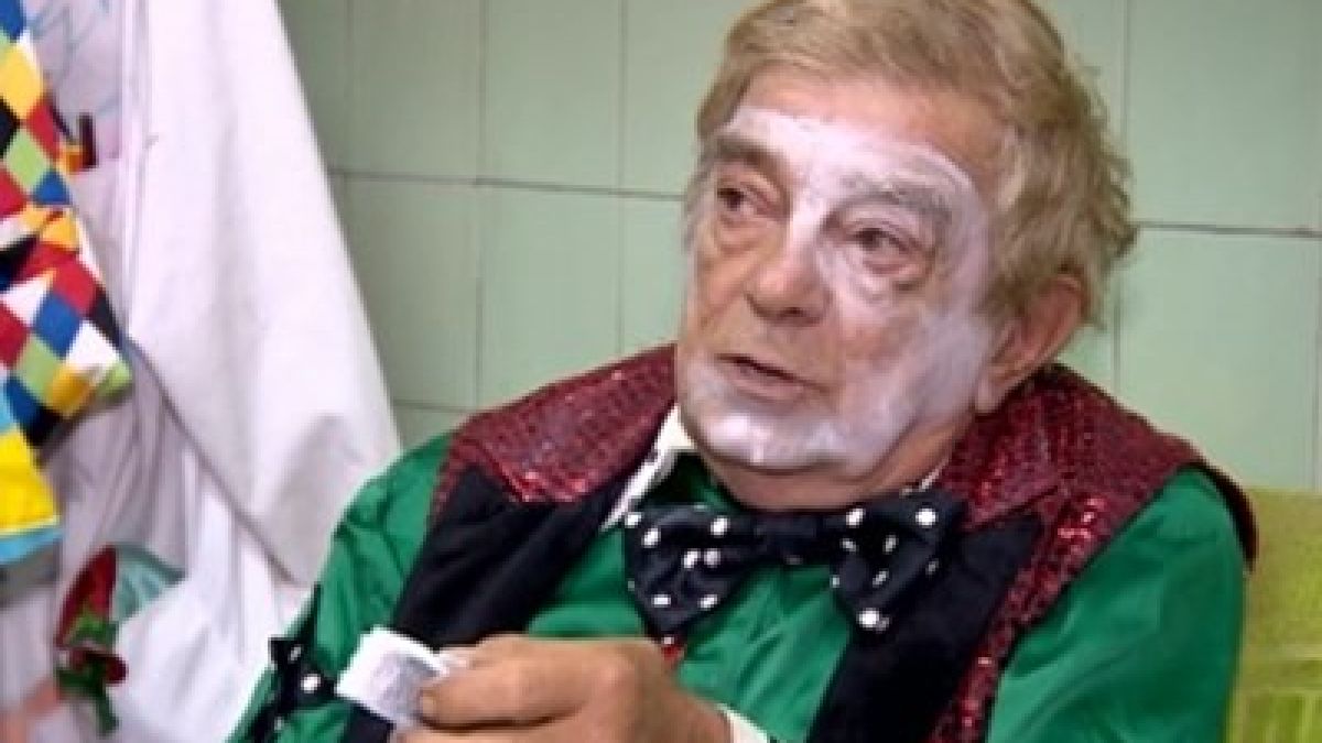 Зла прокоба преследва Бате Николай! Черен джип "Мерцедес" помете актьора