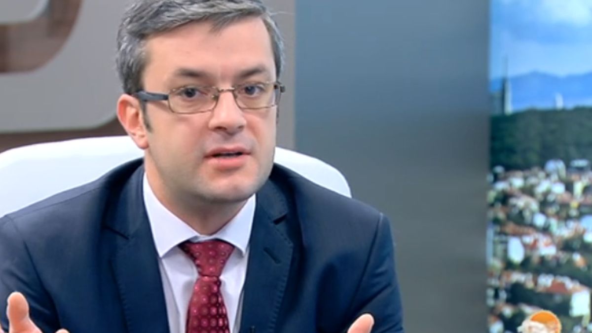 Тома Биков: Едни хора се събудиха буквално за една вечер богати от бандитската приватизация