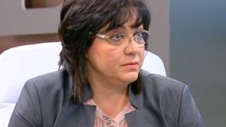 Корнелия Нинова с тревожно разкритие: Шефът на НСО ми се обади и каза, че трябва да ме охраняват