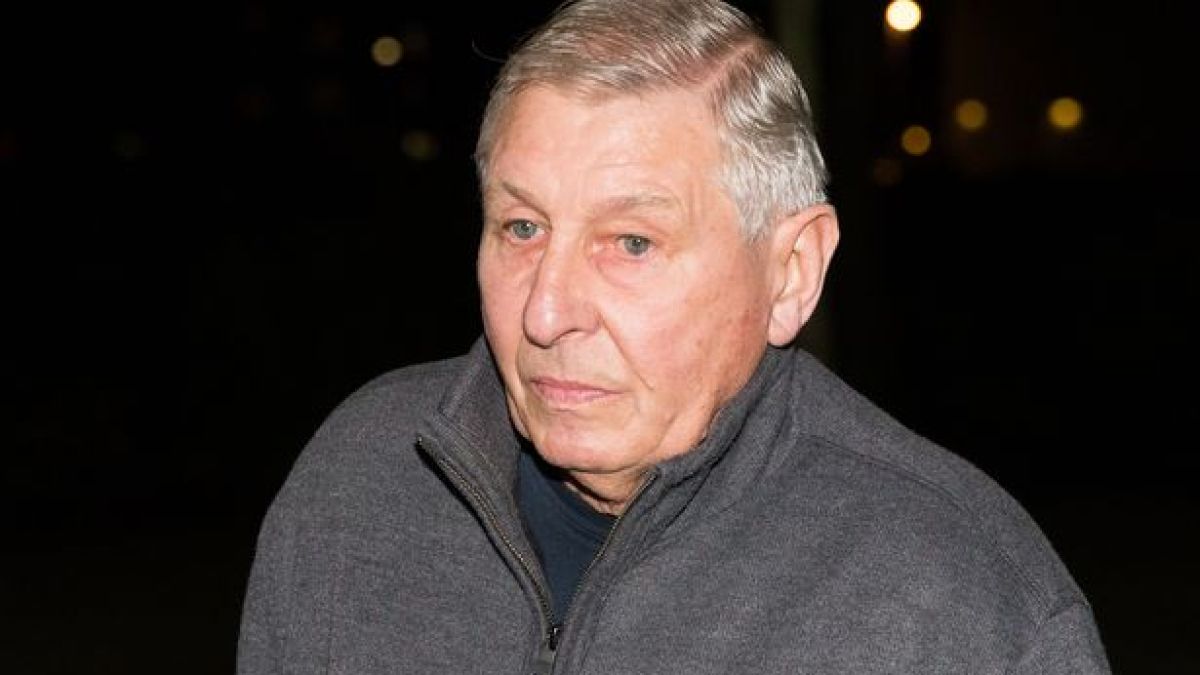 Мъж, видял как пастрокът му убива 18-месечното му братче, пази тайната близо 50 години! Какво го накара да проговори? (СНИМКИ)