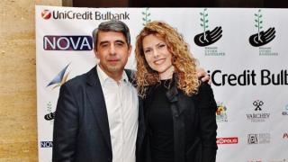 Бременна ли е Деси Банова от Плевнелиев? Синоптичката разкрила пред приятелки, че...