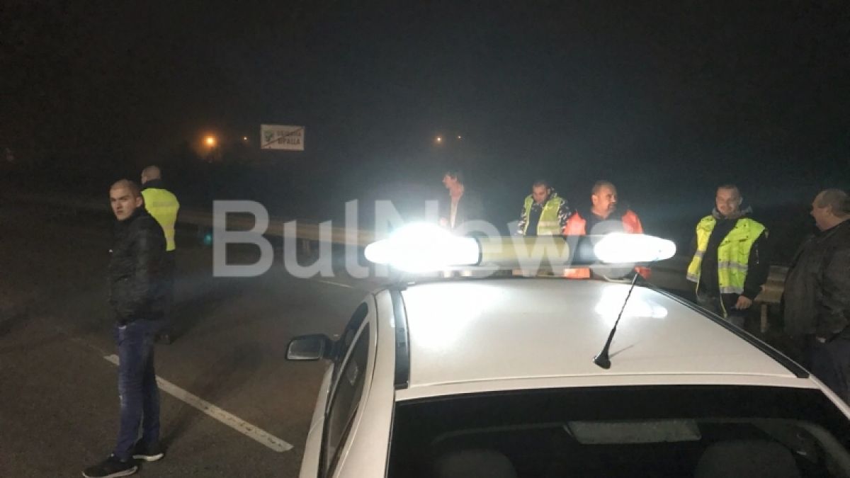 Невиждан екшън по тъмна доба във Враца! Полицаи устроиха капан на беглец, но това, което последва, шокира дори и тях (СНИМКИ)