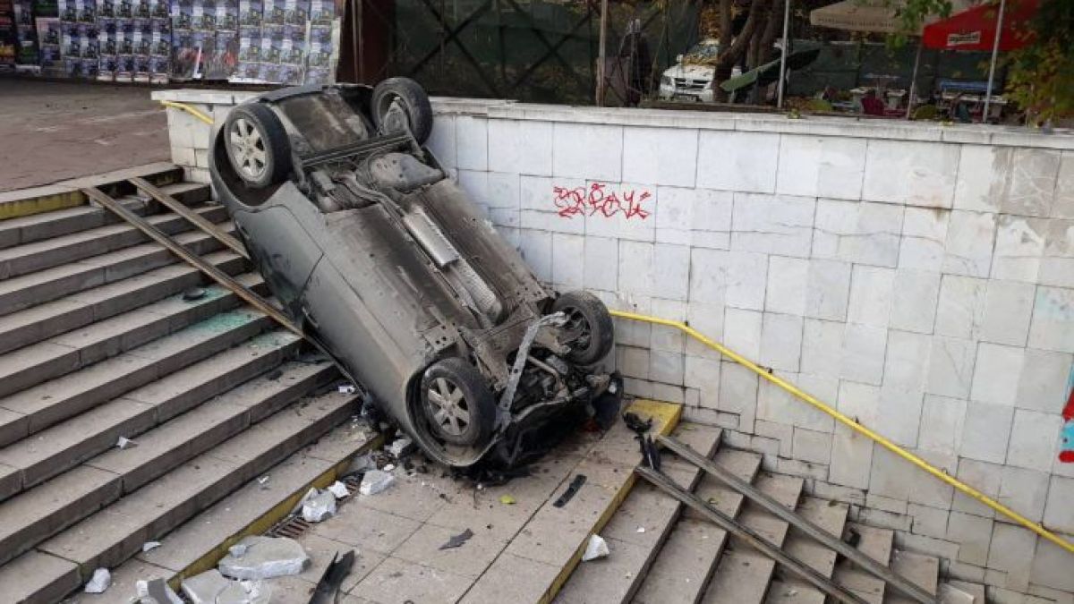 Младо момиче се натряска и подкара Нисан, това, което обаче се случи в 5:20 сутринта шокира всички пловдивчани! (СНИМКА)