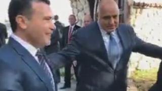 Посрещнаха с аплодисменти Борисов в Струмица 