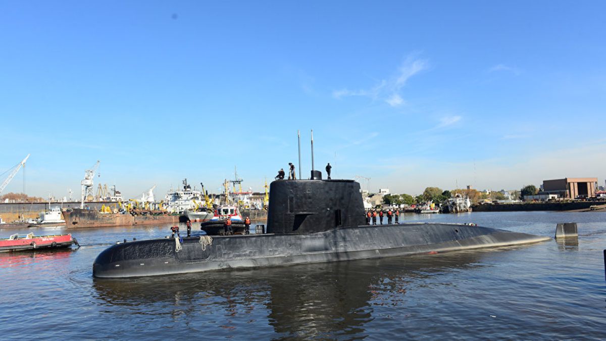 Руски адмирал обясни защо се е взривила аржентинската подводница