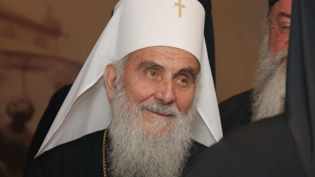 Скандалът с присъдата на Ратко Младич се разраства, намеси се и сръбският патриарх