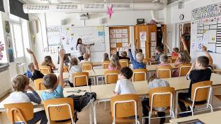 1700 ученички разказаха как са били сексуално тормозени от учители