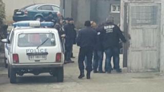 Ексклузивно! Това са арестуваните полицаи за кражба на гориво след разследване на "Господарите"! (СНИМКИ)