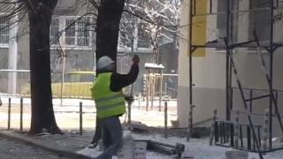 БЛИЦ TV: Докъде стигна санирането на Софийската математическа гимназия "Паисий Хилендарски"