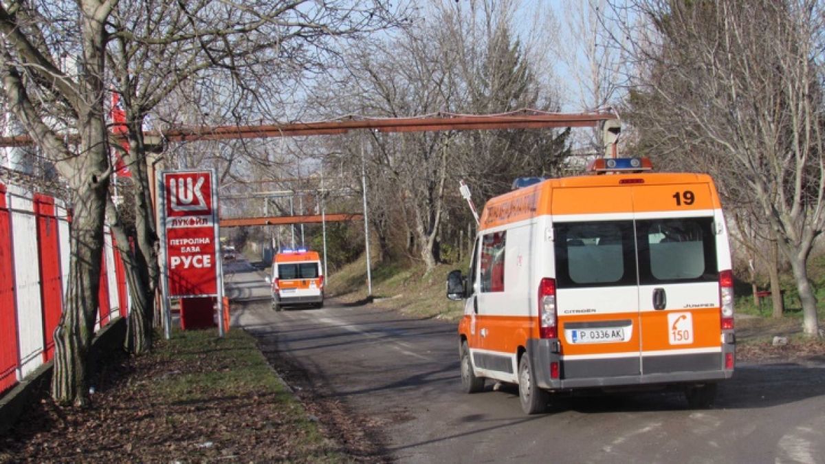 Страхотия: Взривиха се жп цистерни край Русе! Има много пострадали, евакуират град Мартен, а пътят за Силистра е затворен (ВИДЕО)