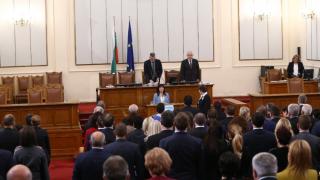 Депутатите приеха рамката на най-важния закон за следващата година 