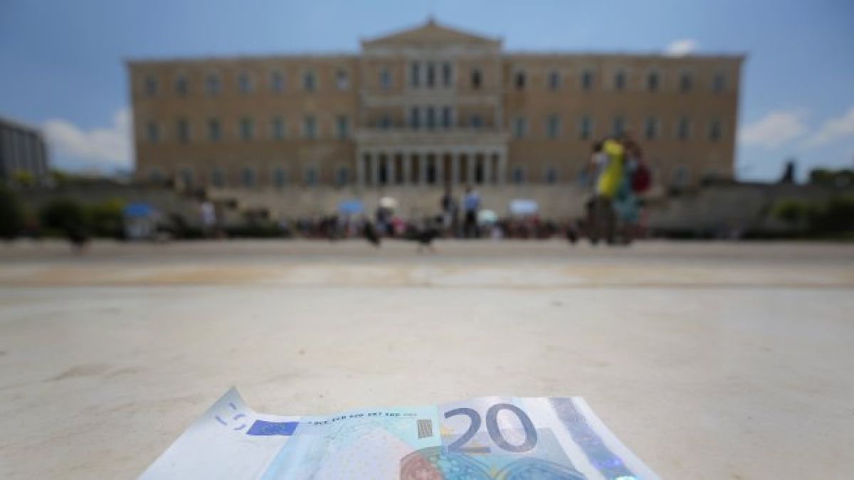Гърция извади на светло 500 млрд. евро скрити данъци 
