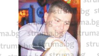 Лъснаха лицата на двама мъже, снимали малки деца в гнусни секс сцени (СНИМКИ)