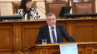 Валери Симеонов: Всеки заслужава увеличение на заплатата, не само полицаите (ВИДЕО)