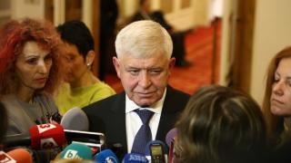 Стана ясно пада ли главата на министър Ананиев