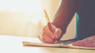 Урок по български: Именик или именник: Ето как се пише правилно