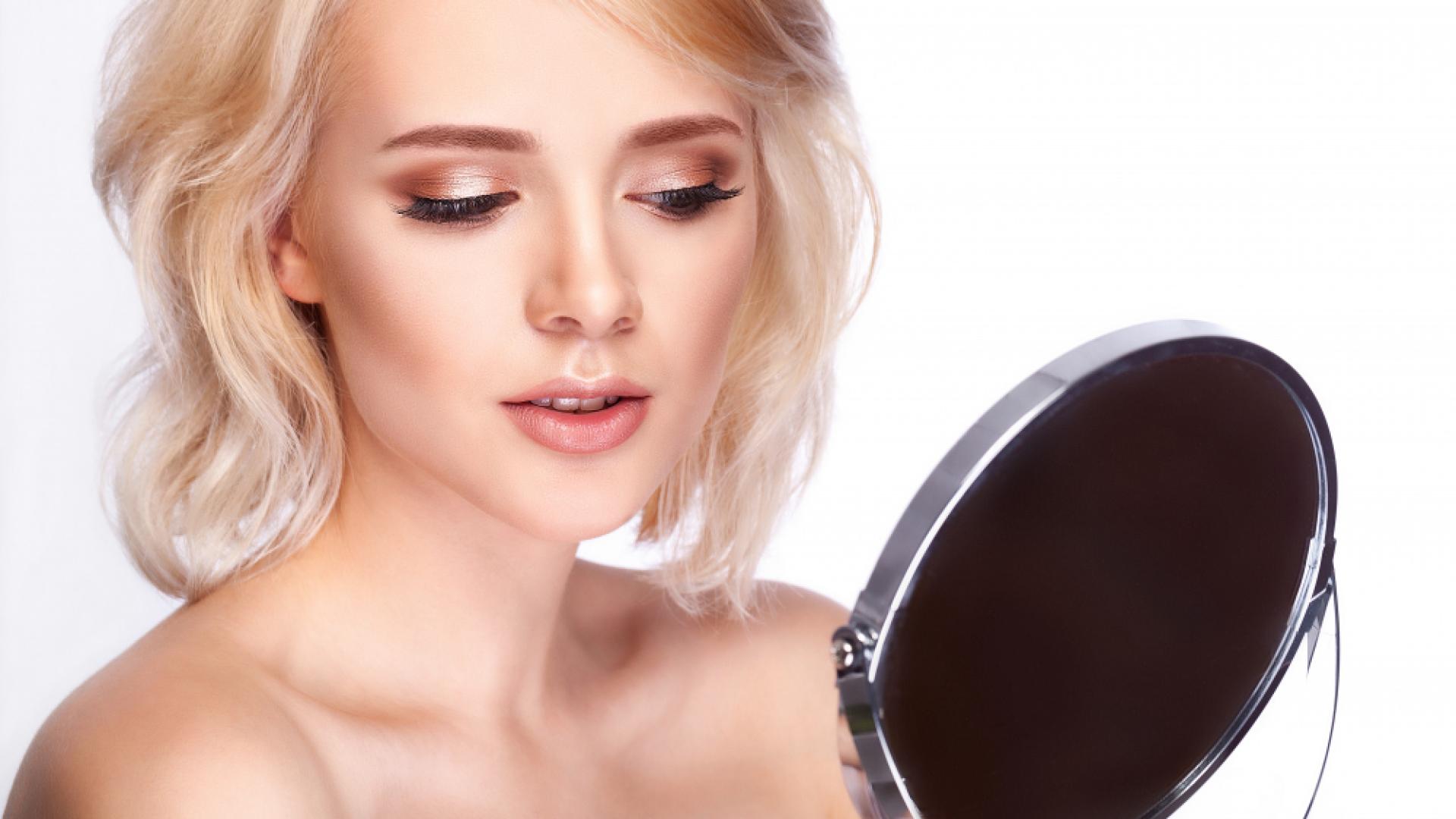 Край на скъпите кремове, този продукт връща на кожата ви естествения блясък 