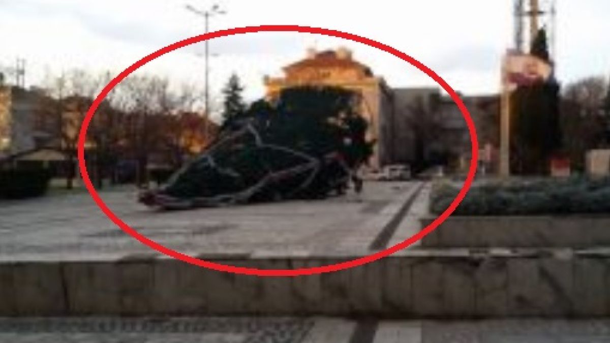 Вихрушката направи голяма поразия в Царево